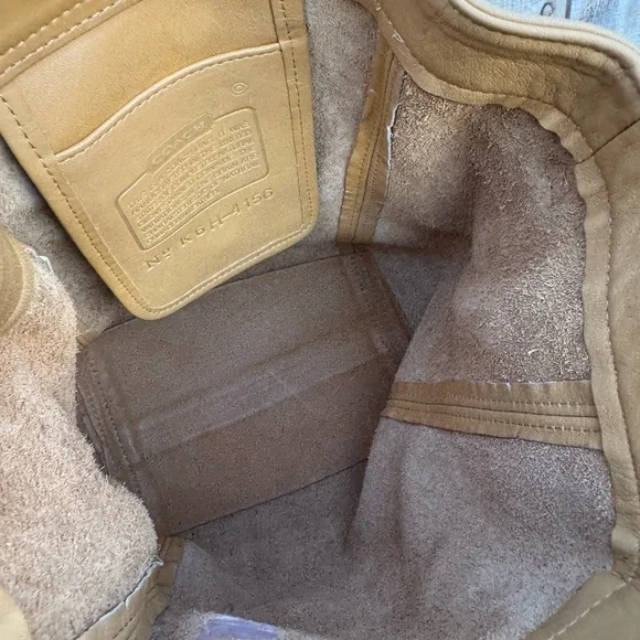 Vintage Coach Crossbody Buckle Bag - Picture 10 of 13